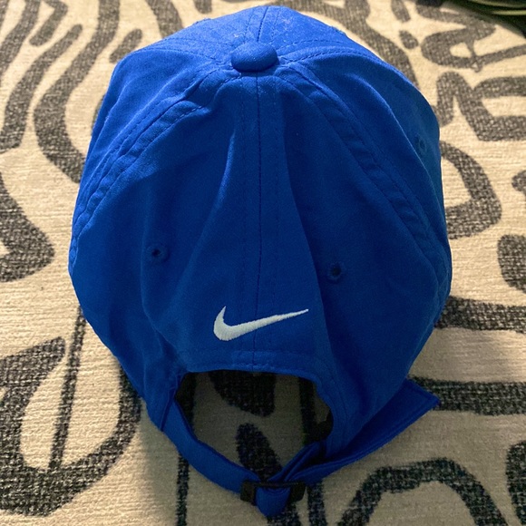 Nike Unisex Blue Golf Cap - Picture 2 of 3